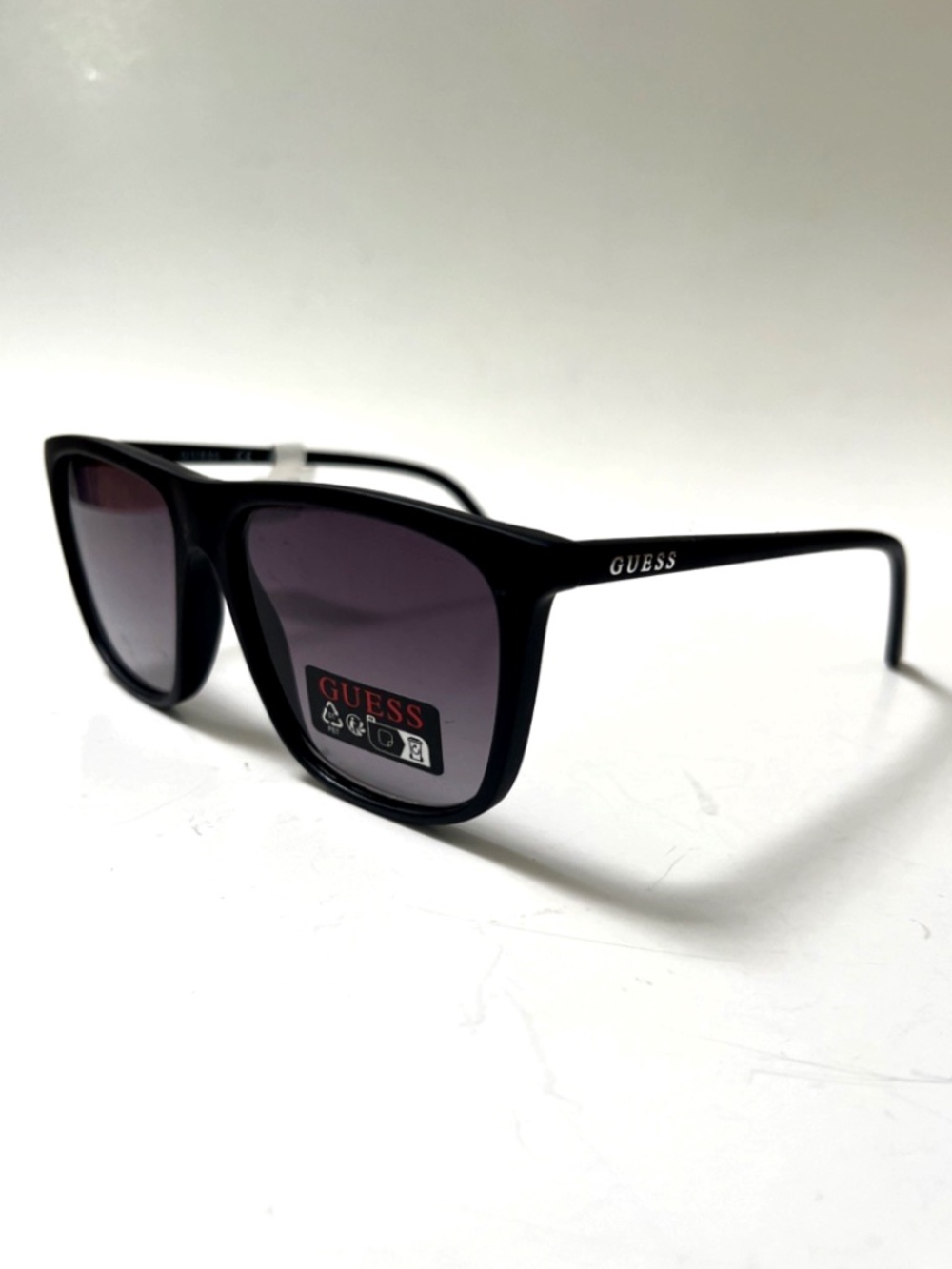 NWT GUESS Square Sunglasses GF0222 Classic Matte Black Silver Logo